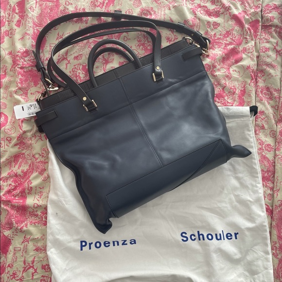 COPY - BNWT PS19 navy and black leather tote Large size - Picture 2 of 7